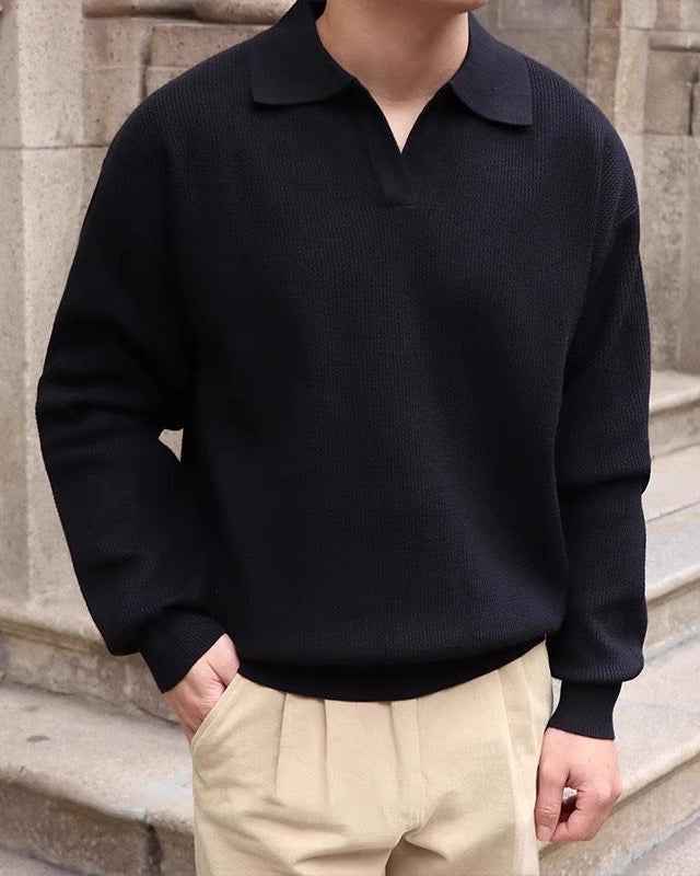 THE ORLANDO V-NECK SHIRT